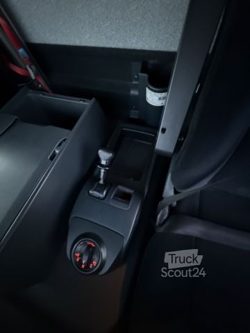 Ψυγείο φορτηγό MAN TGM 18.290 Carrier SUPRA1250MT*3Kammer*LBW*8m*E6