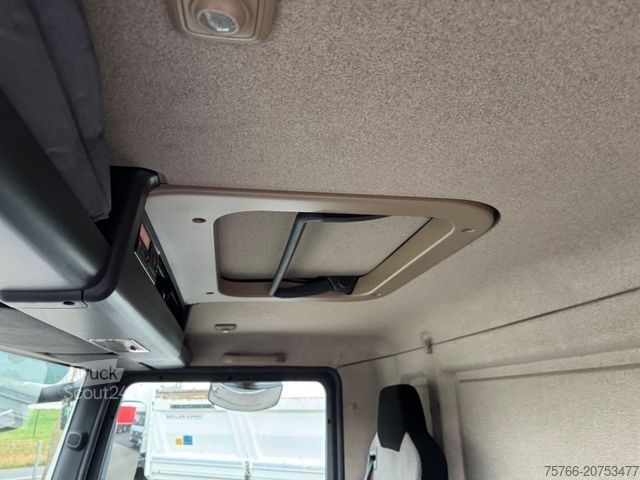 Φορτηγό μεταφοράς ποτών MAN TGM 26.340 L / LBW / 2xAHK / LENKACHSE / 20 PAL