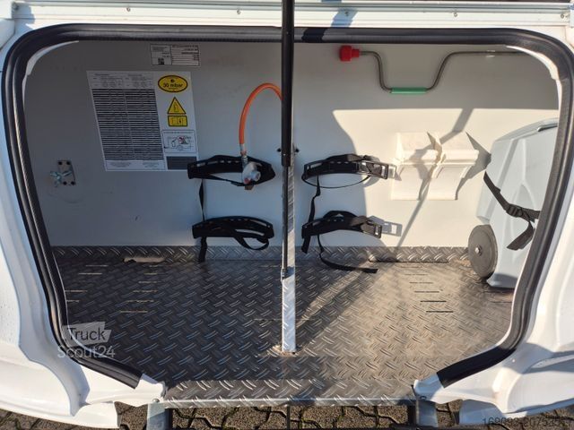 Τροχόσπιτο LMC Sassino 460E *Mj25*Klima*Außendose*Fahrradträger