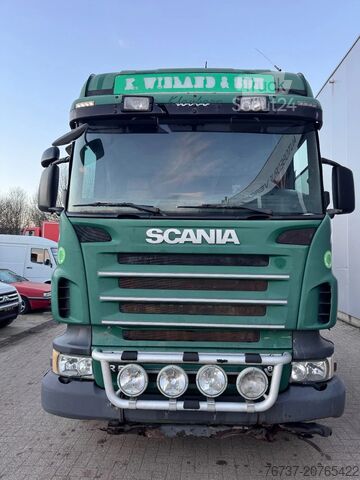 Kokmateriālu transportieris Scania R560 V8 **6X4+JONSERED 1020 CRANE**