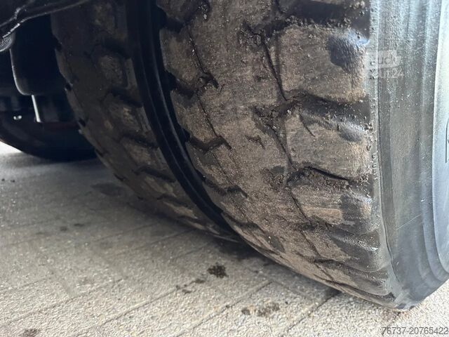 شاحنة الأخشاب Scania R560 V8 **6X4+JONSERED 1020 CRANE**