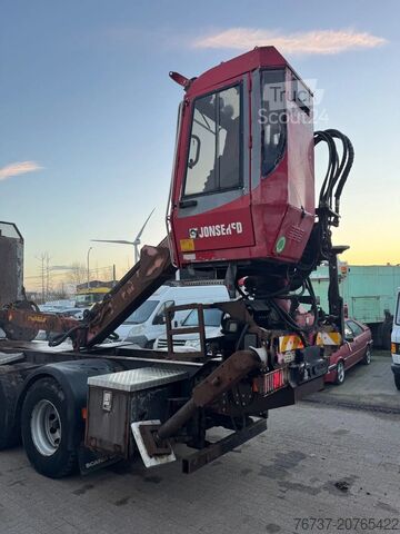 شاحنة الأخشاب Scania R560 V8 **6X4+JONSERED 1020 CRANE**