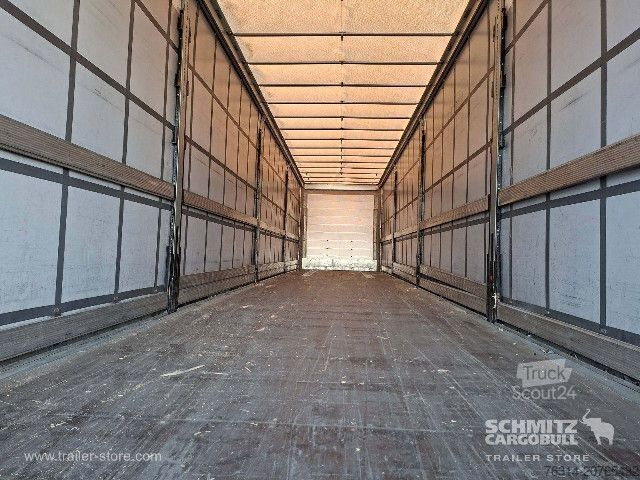 مقطورة نصفية مفتوحة مع قماش مشمع Schmitz Cargobull Curtainsider Standard Getränke