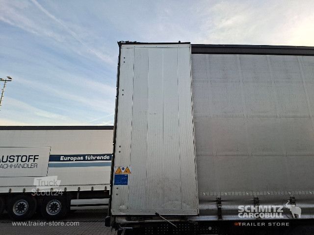 Atvērta puspiekabe ar tentu Schmitz Cargobull Curtainsider Standard Getränke
