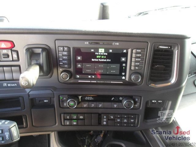 وحدة جر ذات حجم كبير Scania S 450 A4x2EB / Lowliner