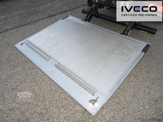 شاحنة صندوقية IVECO Daily 35C16 Koffer/LBW Klima, Zwillingsreifen