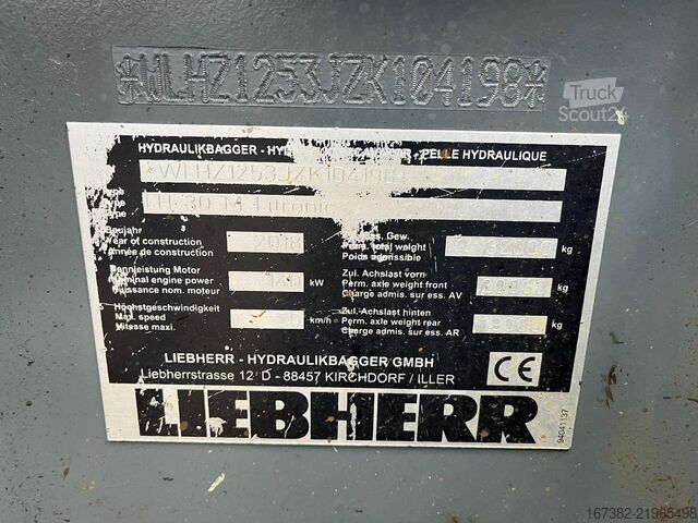 Stroj pro manipulaci s materiálem Liebherr LH30 M - Material Handler