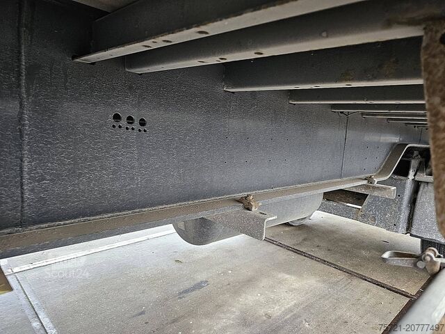 Bâches coulissantes SYSTEM TRAILERS LPRS9