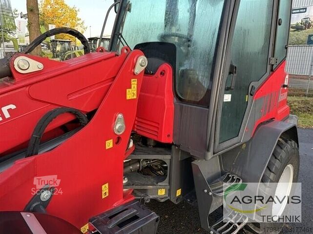 Încărcător telescopic Schäffer 6680 T