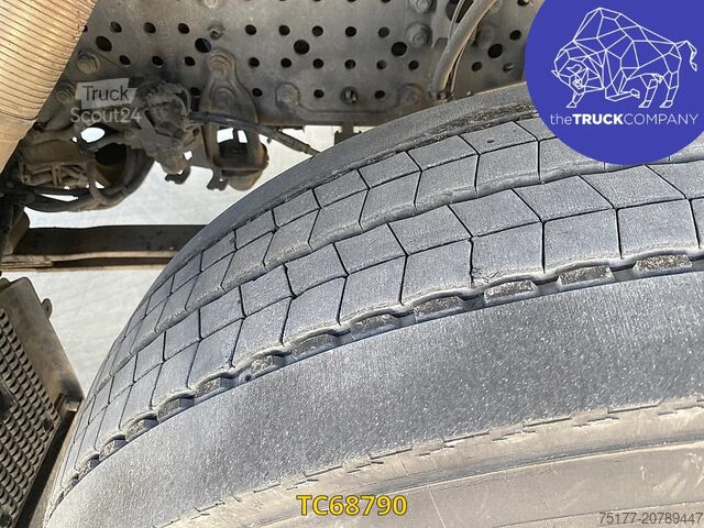 معيار SZM Mercedes-Benz Actros 1842