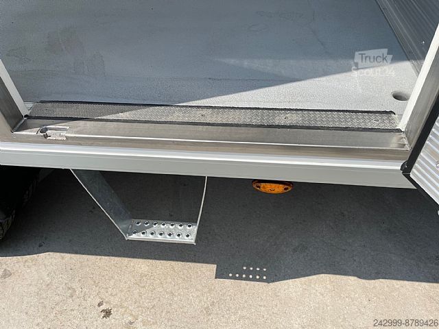 Bagaznik chlodniczy Iveco Daily 35C16