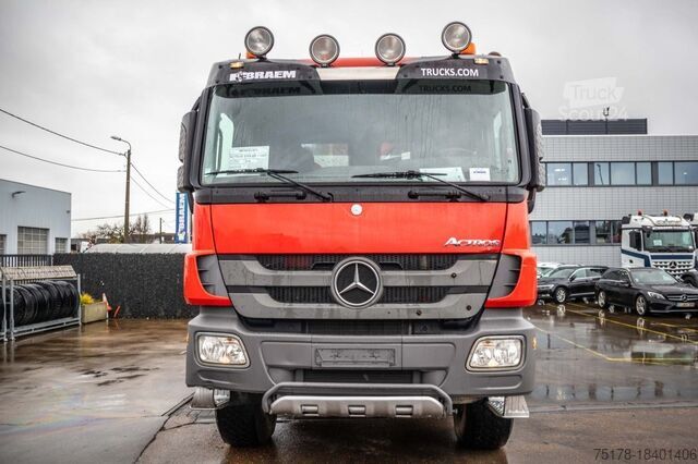 قلابة مع رافعة Mercedes-Benz ACTROS 3344 AK-MP3 + HMF1643 Z2