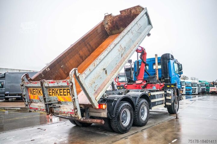 Camion-benne avec grue MERCEDES ACTROS 3344 AK - HMF 1643 Z2