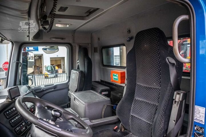 Camion-benne avec grue MERCEDES ACTROS 3344 AK - HMF 1643 Z2