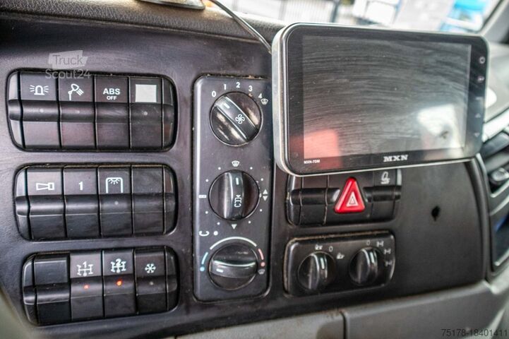 Camion-benne avec grue MERCEDES ACTROS 3344 AK - HMF 1643 Z2