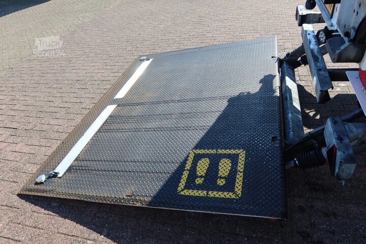 Lagaminas Groenewegen Enkel as, Stuuras, City trailer geisoleerd