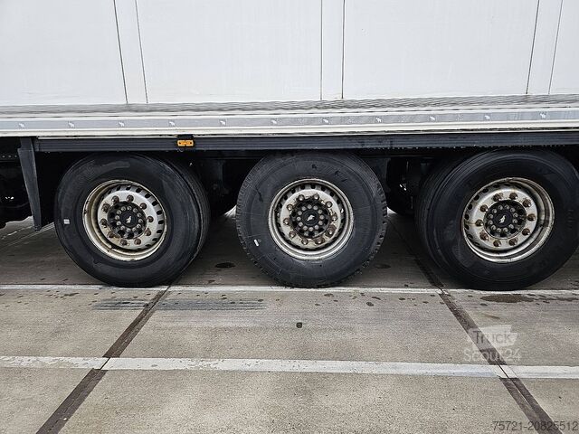 Hűtött/fagyasztott szállítás SCHMITZ SKO 24/L-13.4 FP