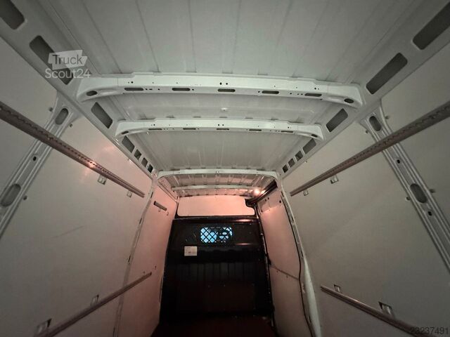 Panelová dodávka IVECO Daily 35S16 Kastenwagen *Klima*2 stück auf Lager