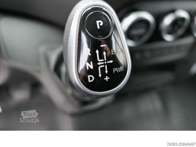 Vans ar augstu jumtu IVECO Daily35-180 3.0ltr. L2H2 Klima Navi HiMatik AHK