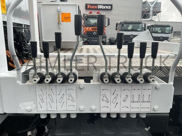 Camion benne FUSO Mitsubishi eCanter 9C18 M-Bat Meier-Ratio Absetzer