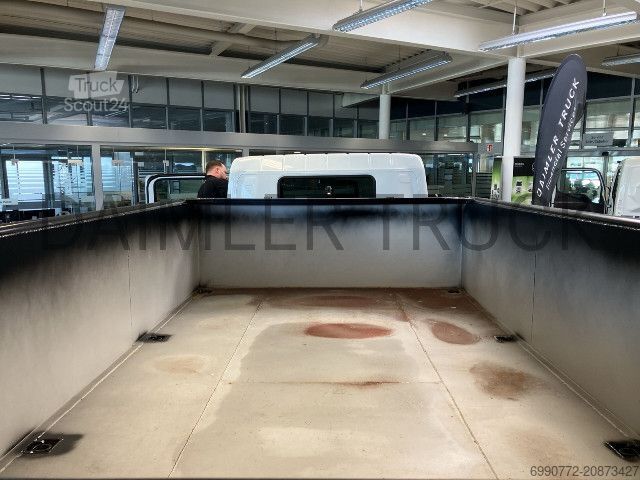 Camion porte-caissons Telehoist FUSO Mitsubishi eCanter 7C18 M-Bat Abroller Container