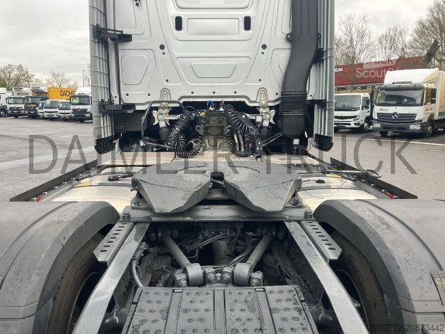Standard nyergesvontató Mercedes-Benz Actros 1848 LS GigaSpace DriverExtent Retarder LED
