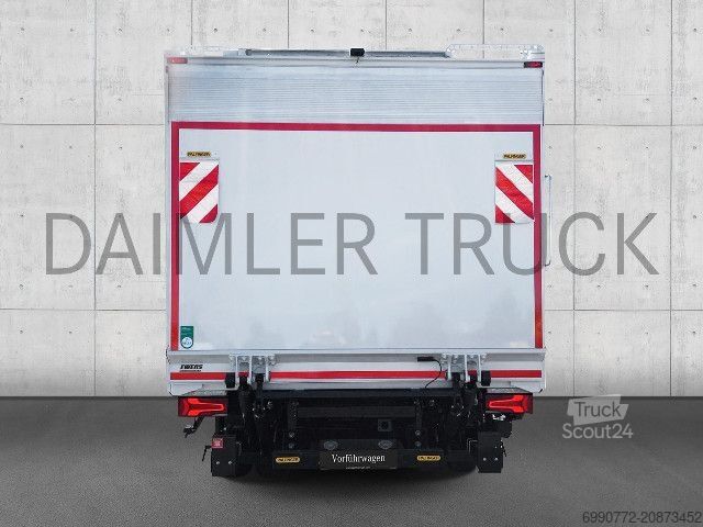 Camión caja FUSO Mitsubishi eCanter 9C18 M-Bat Getränkekoffer LBW