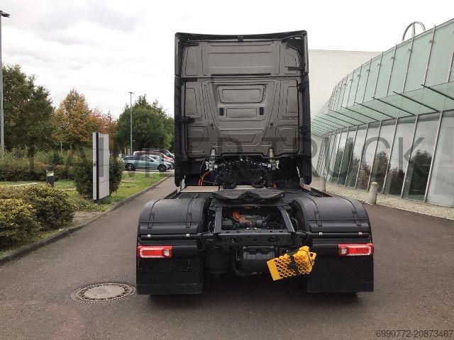 Standard nyergesvontató Mercedes-Benz eActros 600 LS GigaSpace StyleLine SHZ Standklima