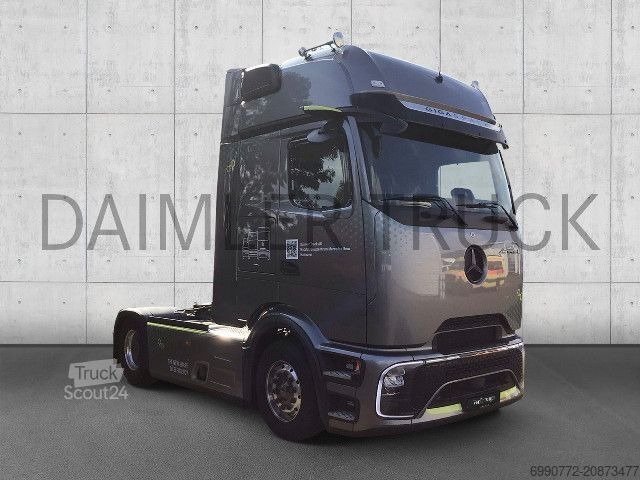 Standard nyergesvontató Mercedes-Benz Actros 1853 LS GigaSpace Retarder