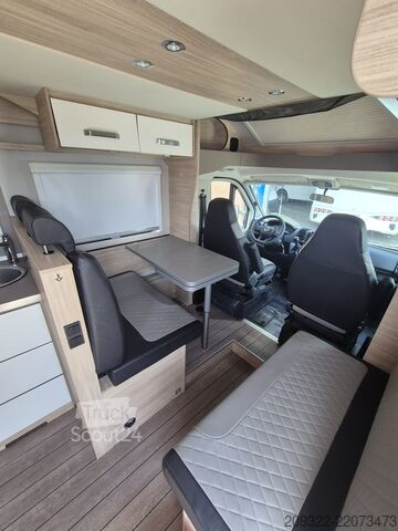 Teilintegriertes Wohnmobil Ford Transit Weinsberg Carasuite 2024 | Cambio automatico | 5 posti letto