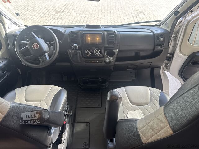 Teilintegriertes Wohnmobil Fiat Ducato Weinsberg Carasuite 2024 Cambio automatico | 5 posti letto