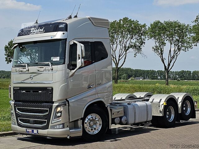 Kabinli şasi VOLVO FH 750 6X2 9T FA WB 430