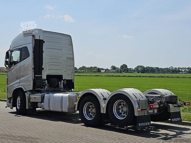Kabinli şasi VOLVO FH 750 6X2 9T FA WB 430