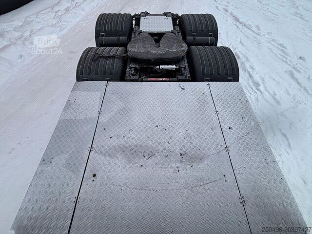 Standardowy ciągnik Scania S 580 6x2 RETARDER