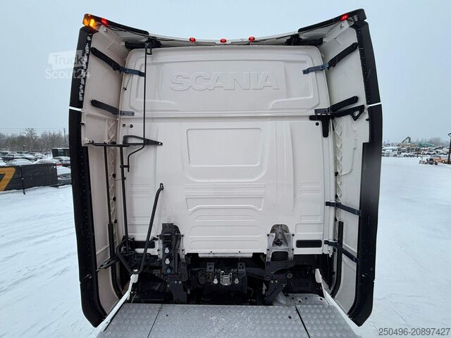 Standardowy ciągnik Scania S 580 6x2 RETARDER