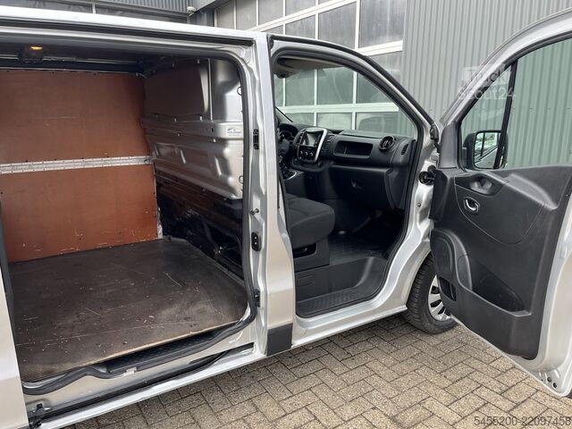 Camioneta familiar de techo alto Renault Trafic 2.0 dCi 120pk L2H1 Airco Cruise control ...