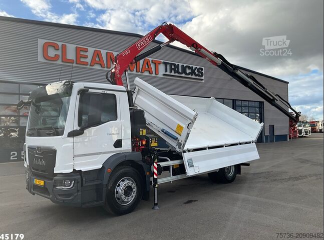 3-sānu pašizgāzējs MAN TGM 18.320 Euro 6 Fassi 13 Tonmeter laadkraan N...