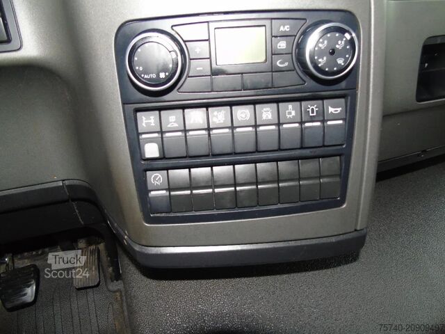 Iekraušanas platforma MAN TGM 19.290