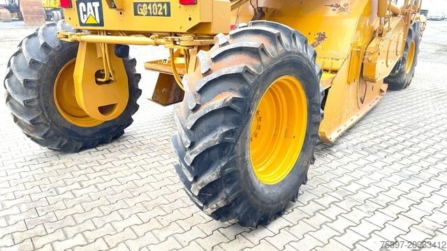 Jordstabilisator WIRTGEN CAT RM 300 /Soil Stabilizer /Bodenstabilisierer