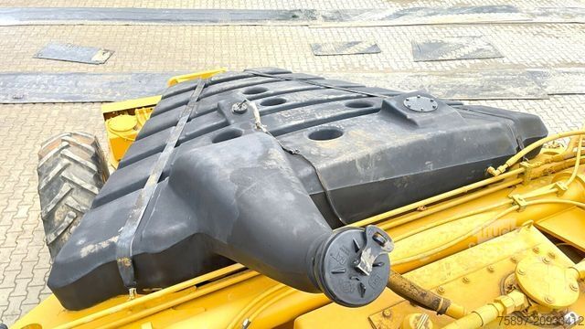 Jordstabilisator WIRTGEN CAT RM 300 /Soil Stabilizer /Bodenstabilisierer