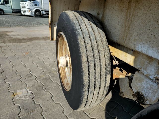 Prikolica z nizko platformo BLOMENRÖHR 552 - 6900 / Tandem / GG 6.9 to /Nutzlast 5.3 to