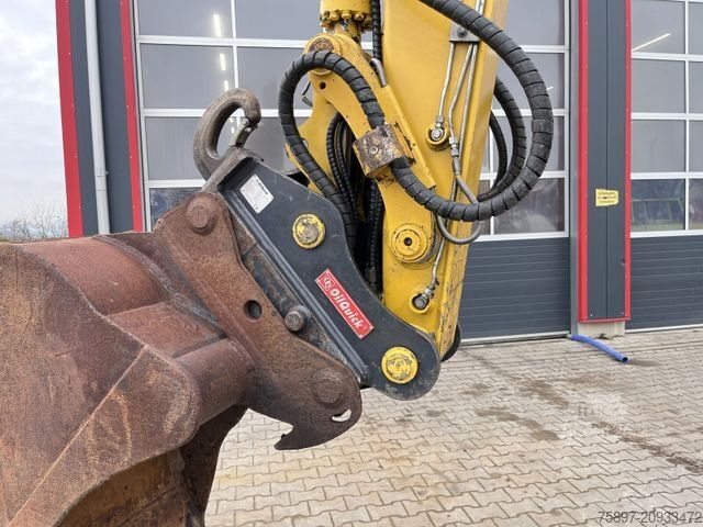 Мобільний екскаватор KOMATSU PW 160-11 Straßenzulassung + Anhängerkupplung