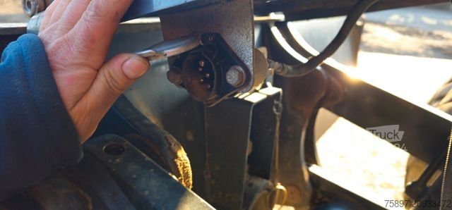 Мобільний екскаватор KOMATSU PW 160-11 Straßenzulassung + Anhängerkupplung