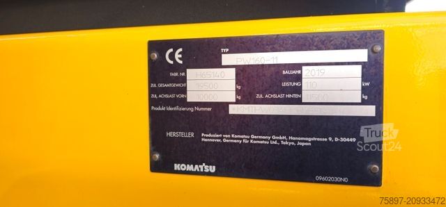 Мобільний екскаватор KOMATSU PW 160-11 Straßenzulassung + Anhängerkupplung