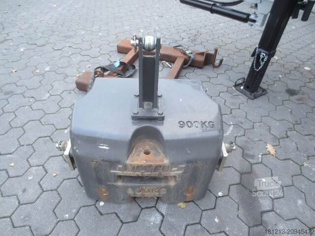 Máquina agrícola CLAAS 900kg Frontgewicht