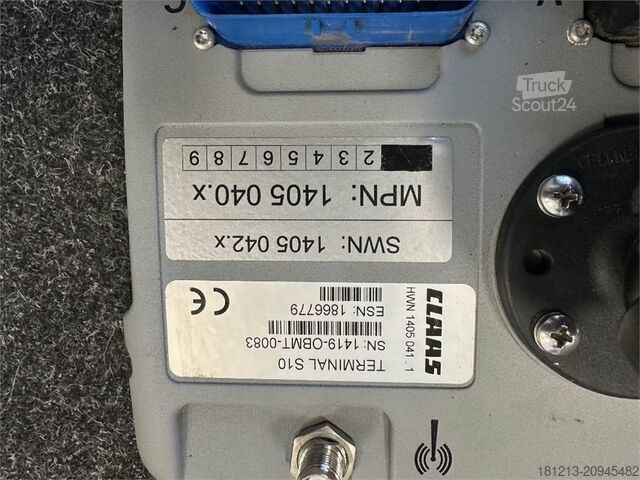 Máquina agrícola CLAAS GPS RTK mit S 10 Terminal