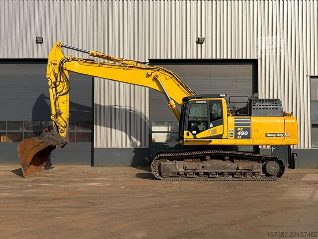 Paletli ekskavatör Komatsu PC490LCD-11