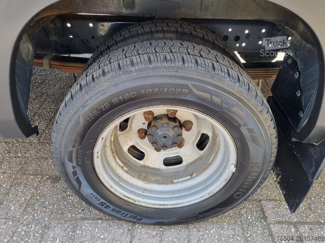 Furgão de painéis Iveco Daily 35C18 3.0D 180PK L4H2 Maxi N1 Hi-Matic Eu...