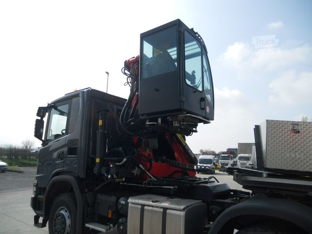 Teherautó Epsilon daruval SCANIA G 500 XT