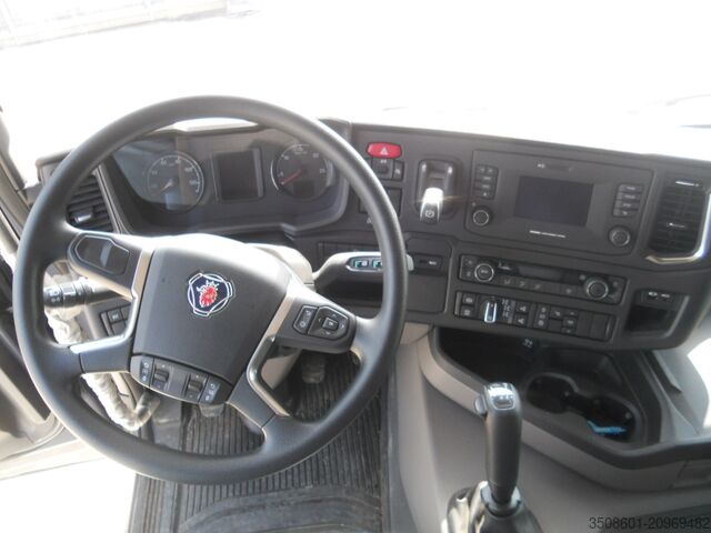 Teherautó Epsilon daruval SCANIA G 500 XT